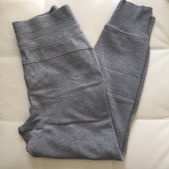 📌 FINAL PRICE HCMG LULULEMON PRESS PAUSE JOGGER 4 - Picture 2 of 8